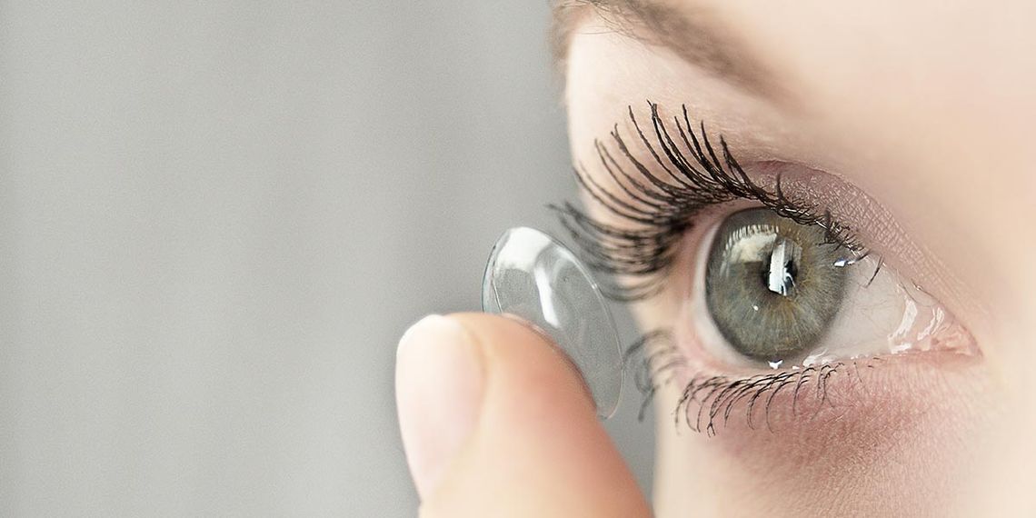 Kontaktlinsen beim Optiker